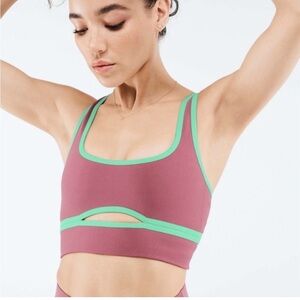 Fabletics Rylie sculptknit cut out front Sports Bra size medium